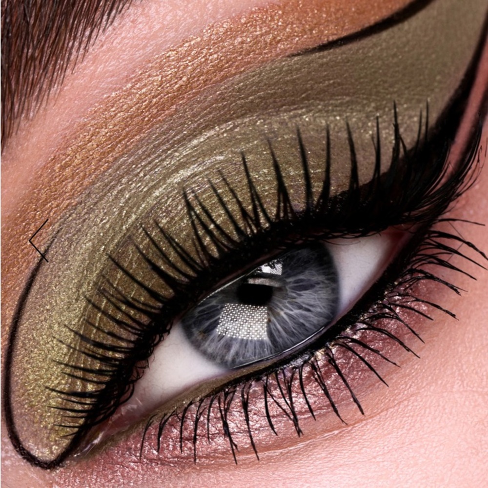 PAT MCGRATH FetishEYES™ Longwear Liquid Eyeshadow - COSMIC CHARTREUSE - Picture 4 of 4